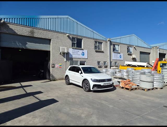 540M² WAREHOUSE TO LET IN SAXENBURG PARK 1